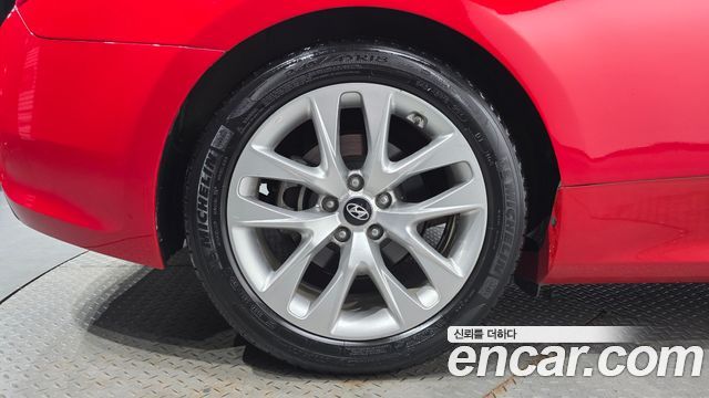 Hyundai Genesis 2014 — photo 5