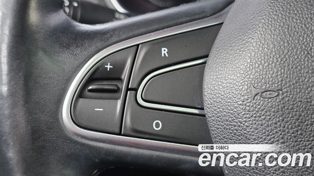 Renault Korea SM6 2017 — photo 22