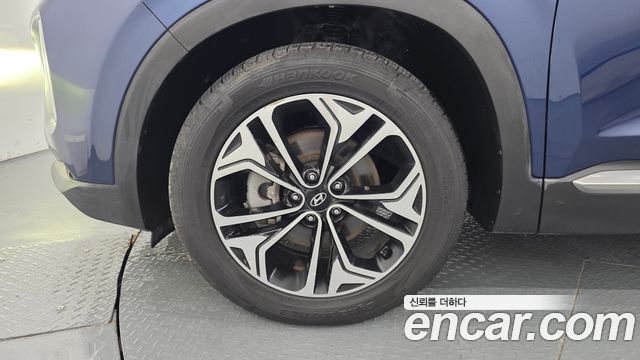 Hyundai Santafe 2019 — photo 5