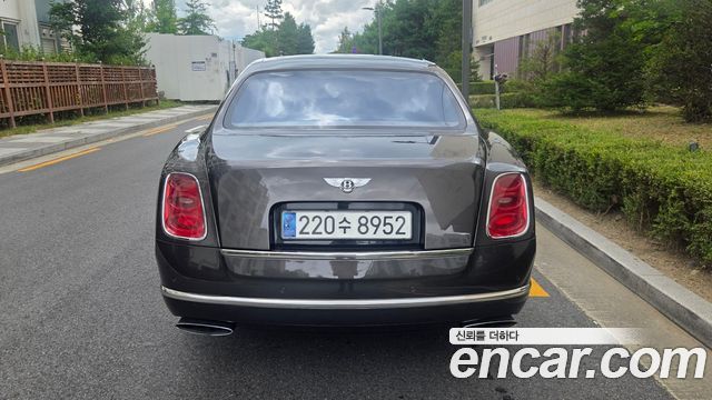 Bentley Mulsanne 2015 — photo 2
