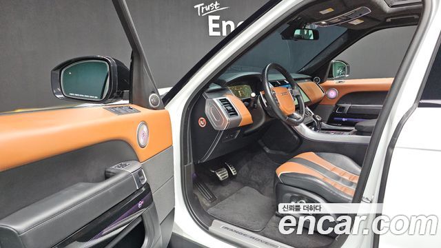 Land Rover Range Rover Sport 2016 — photo 10
