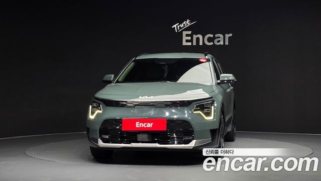 Kia Niro 2023 — photo 3