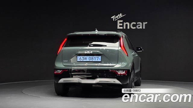 Kia Niro 2023 — photo 4