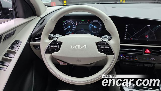Kia Niro 2023 — photo 19