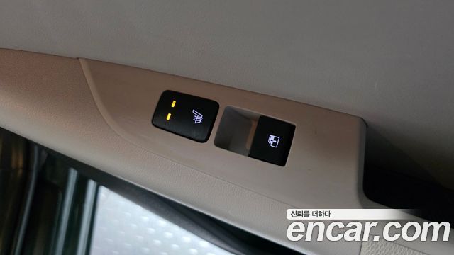 Kia Niro 2023 — photo 24