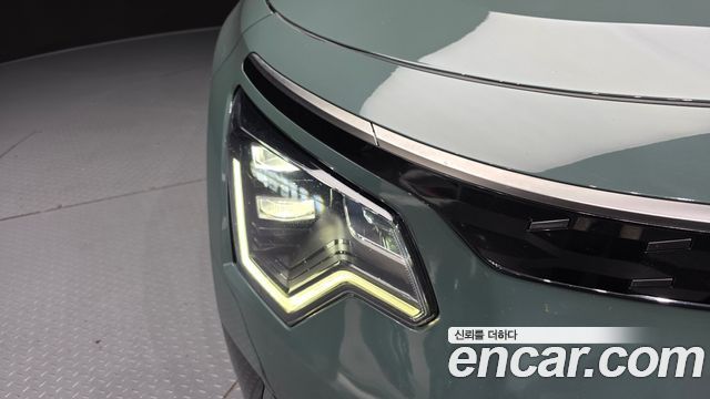 Kia Niro 2023 — photo 8