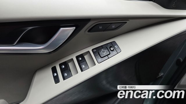Kia Niro 2023 — photo 30