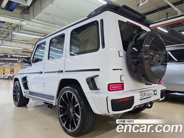 Mercedes-Benz G-Class 2022 — photo 6
