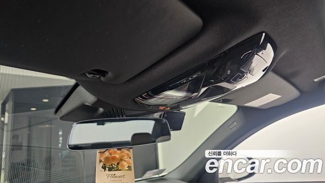 BMW 5-Series 2025 — photo 29