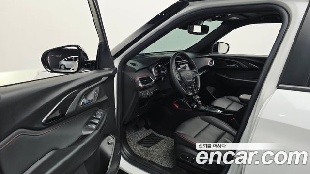 Chevrolet Korea Trailblazer 2022 — photo 13