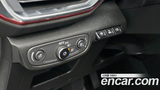 Chevrolet Korea Trailblazer 2022 — photo 29
