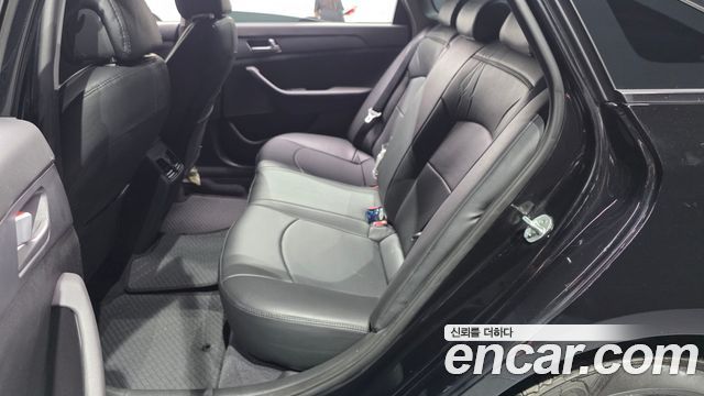 Hyundai Sonata 2017 — photo 17