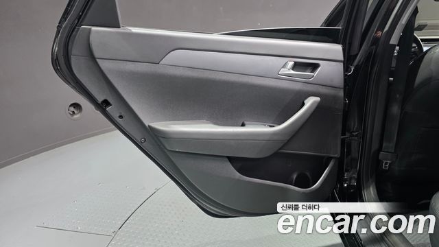Hyundai Sonata 2017 — photo 15