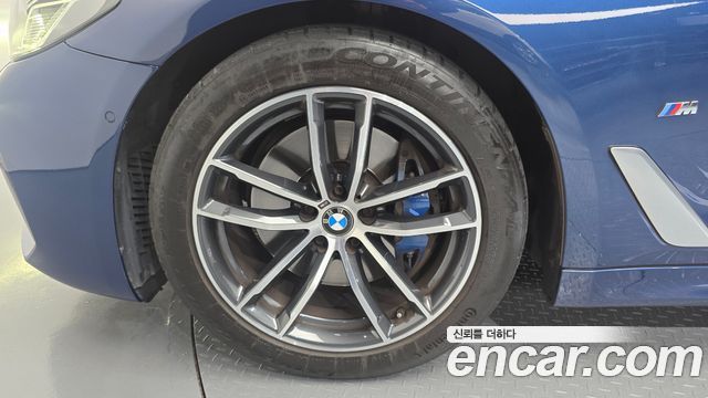 BMW 5-Series 2021 — photo 5