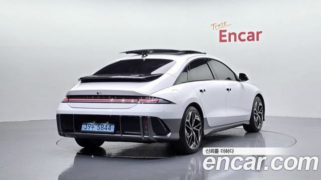 Hyundai Ioniq6 2023 — photo 2