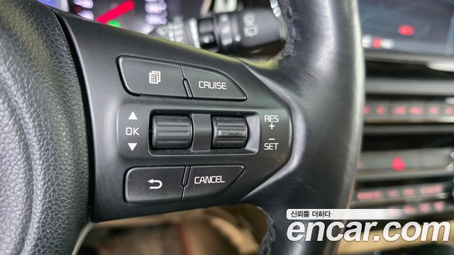 Kia Canival 2018 — photo 23