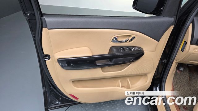 Kia Canival 2018 — photo 14