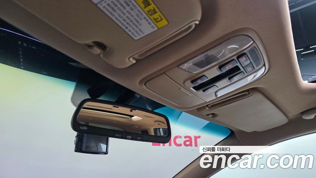 Kia Canival 2018 — photo 32