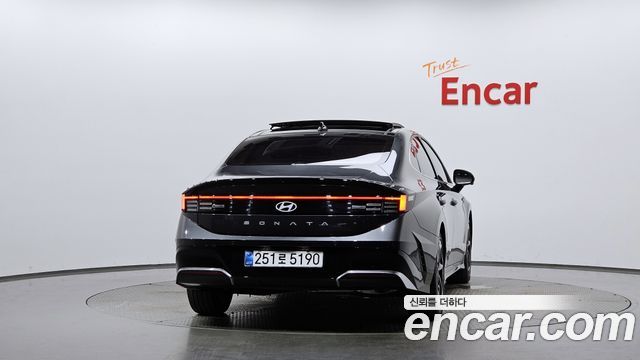 Hyundai Sonata 2025 — photo 4