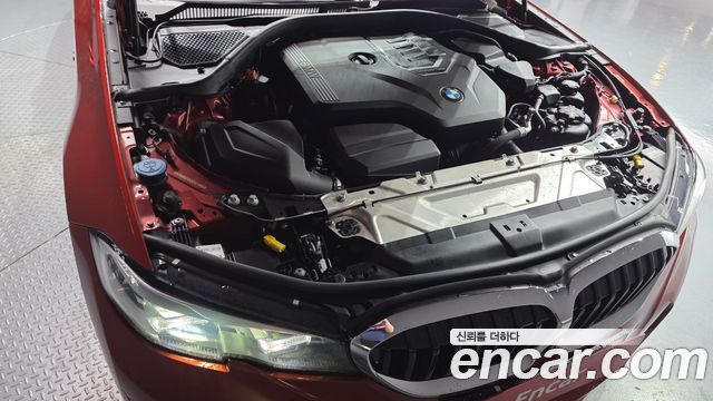 BMW 3-Series 2021 — photo 6