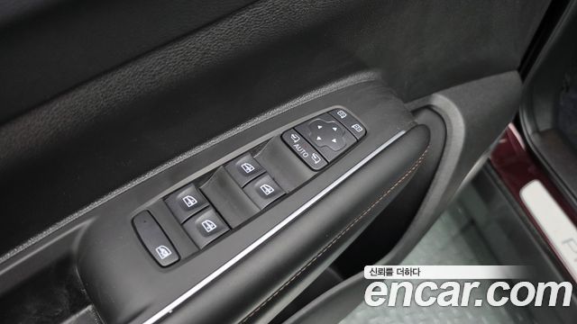 Renault Korea QM6 2022 — photo 25