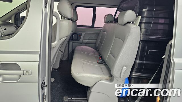 Hyundai Starex 2014 — photo 11