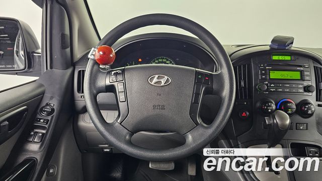 Hyundai Starex 2014 — photo 14