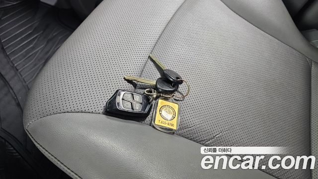 Hyundai Starex 2014 — photo 15