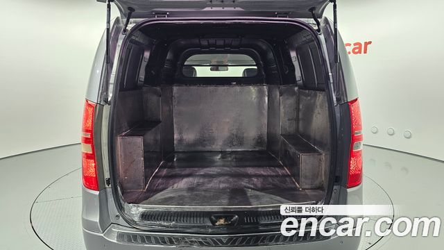 Hyundai Starex 2014 — photo 17