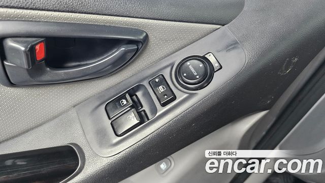Hyundai Starex 2014 — photo 20