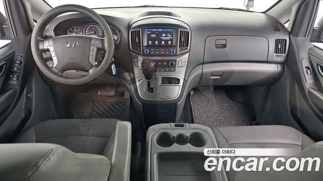 Hyundai Starex 2020 — photo 7