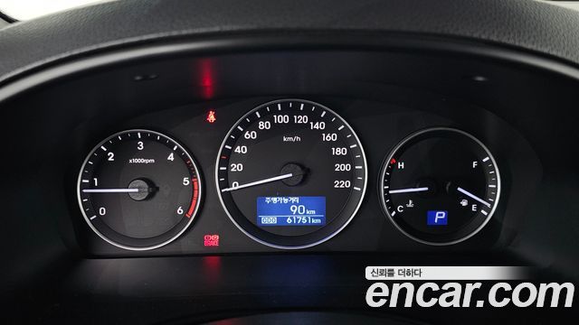 Hyundai Starex 2020 — photo 8
