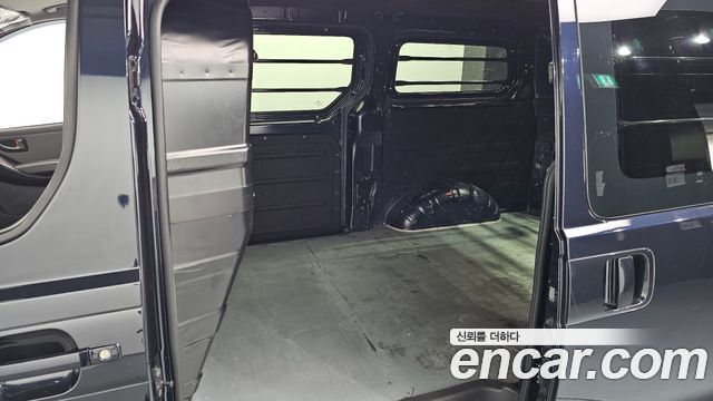 Hyundai Starex 2020 — photo 12
