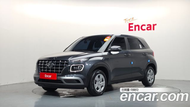 Hyundai Venue 2022 — photo 1