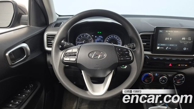 Hyundai Venue 2022 — photo 19