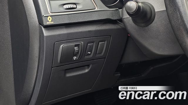 Renault Korea SM5  2015 — photo 15
