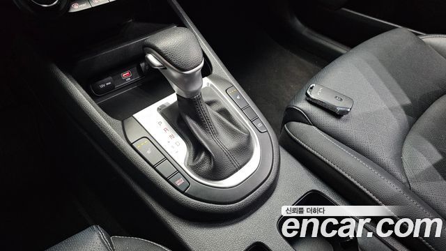 Kia K3 2022 — photo 9