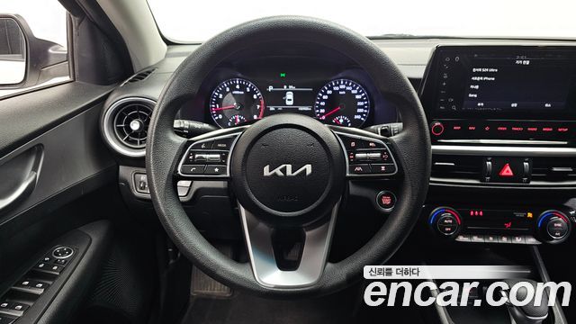 Kia K3 2022 — photo 13