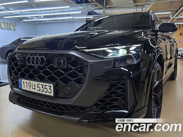 Audi RSQ8 2025 — photo 2