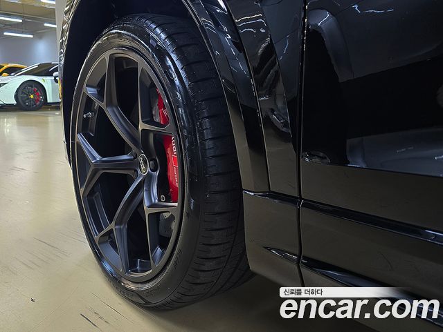 Audi RSQ8 2025 — photo 3