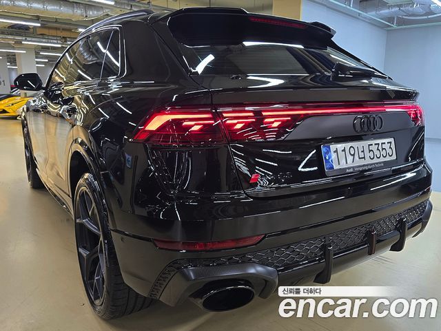 Audi RSQ8 2025 — photo 5