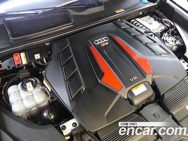 Audi RSQ8 2025 — photo 6