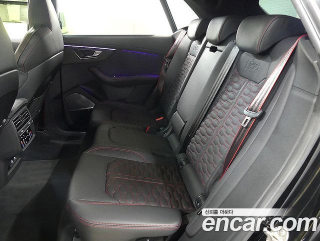 Audi RSQ8 2025 — photo 19