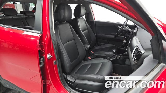 Kia Stonic 2019 — photo 16