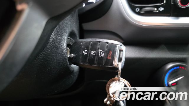 Kia Stonic 2019 — photo 28
