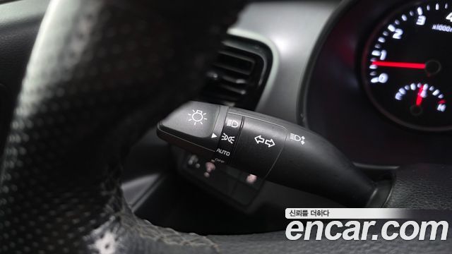 Kia Stonic 2019 — photo 29
