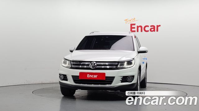 Volkswagen Tiguan 2015 — photo 3