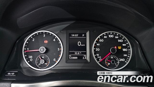 Volkswagen Tiguan 2015 — photo 8
