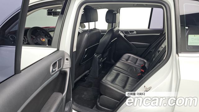 Volkswagen Tiguan 2015 — photo 12