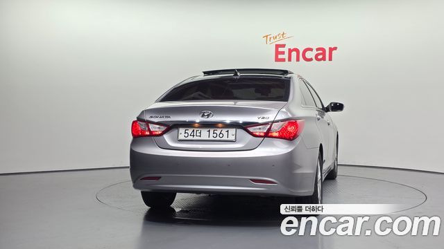 Hyundai Sonata 2011 — photo 4